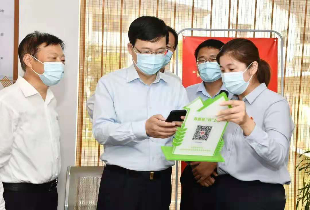 市委书记调研政协工作