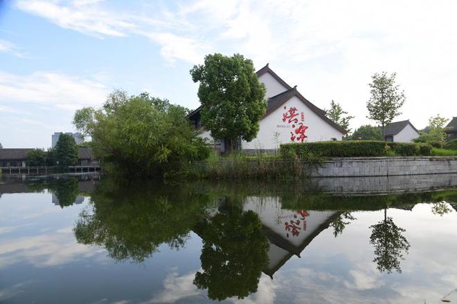 胡泽湖古堰景区.jpg