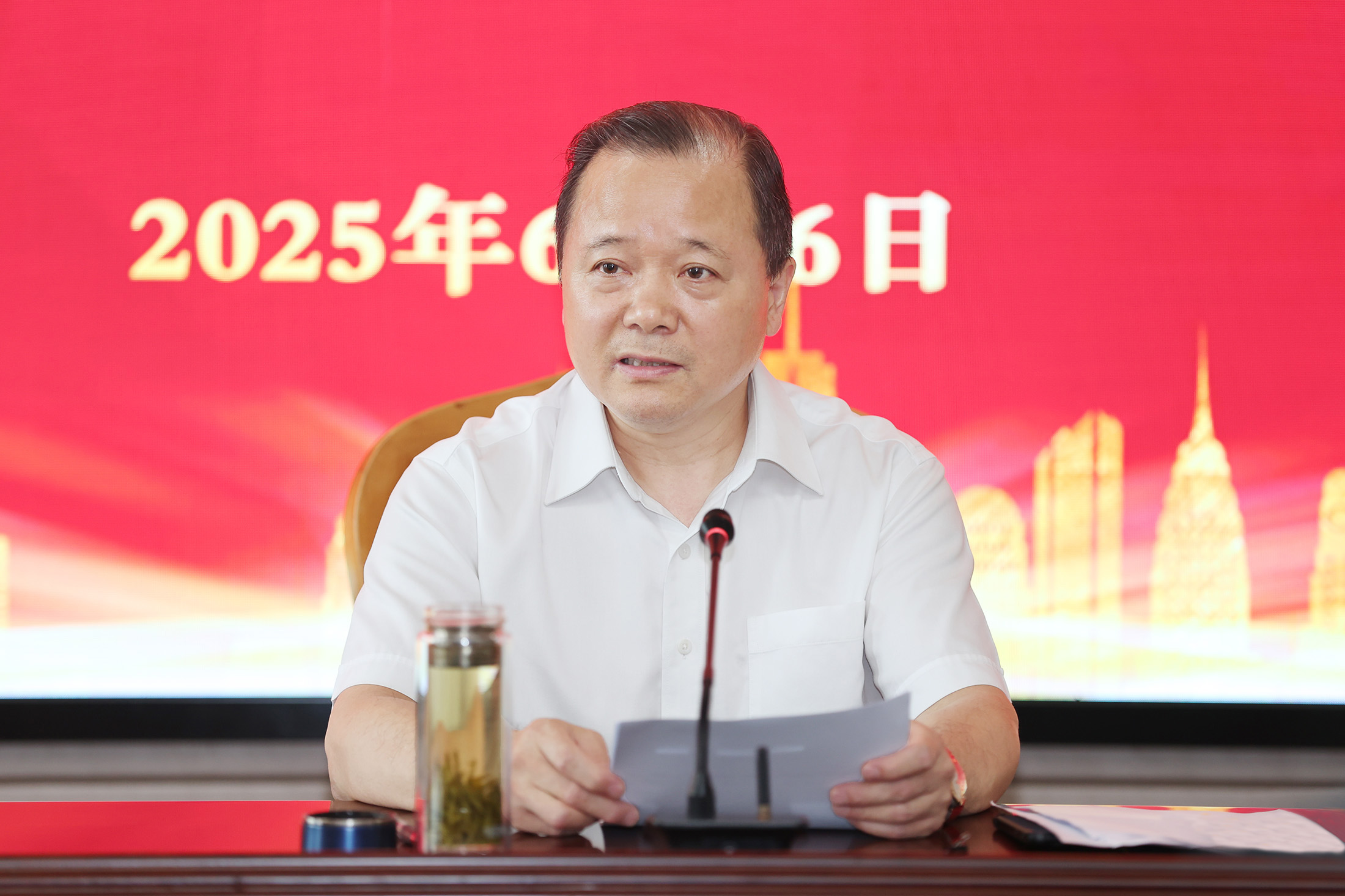 徐主席特写(小于10M）2.jpg