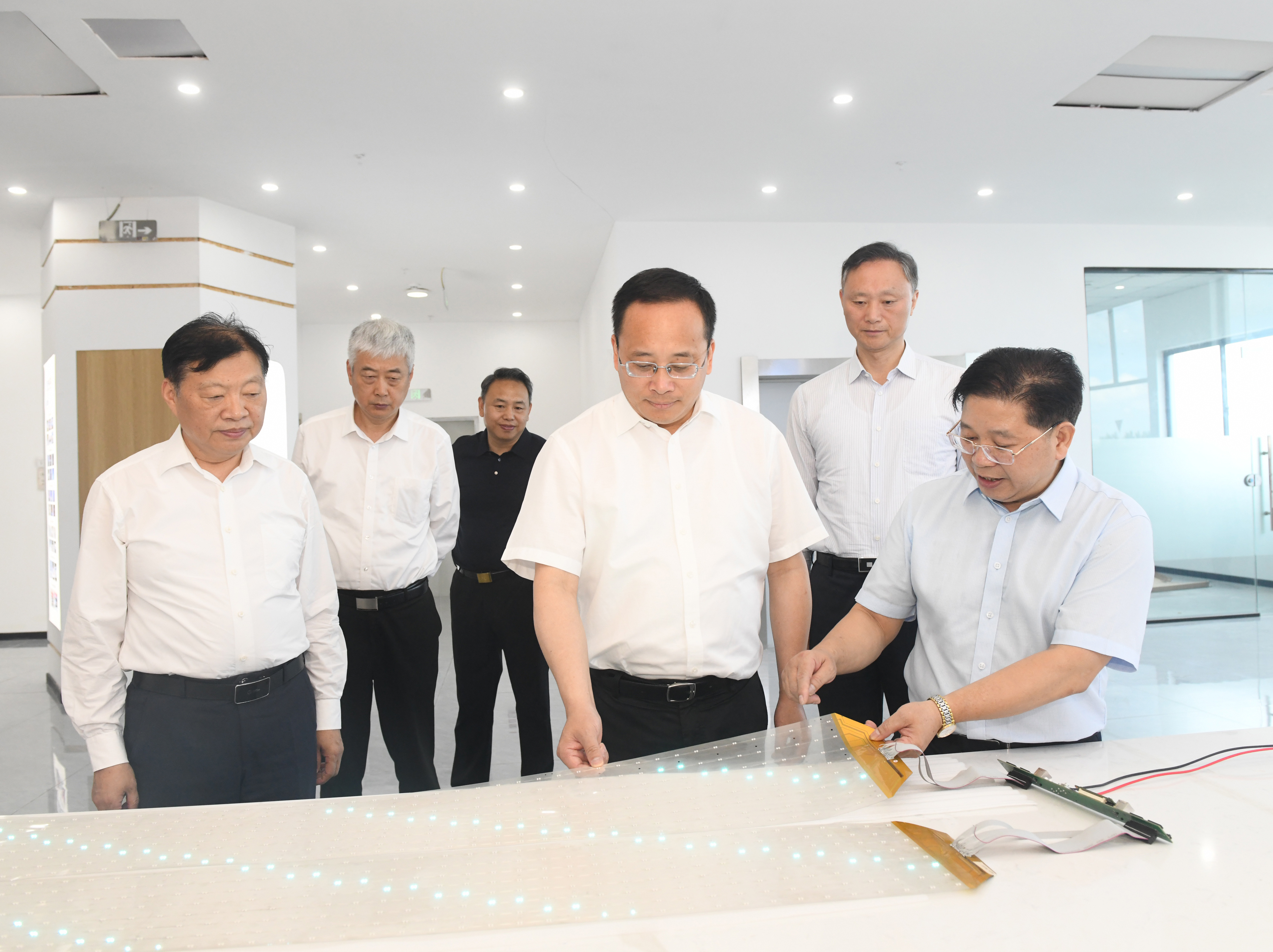 7月8日，市长顾坤督办市政协“关于加快培育新质生产力 提升制造业发展水平的建议”重点提案.jpg