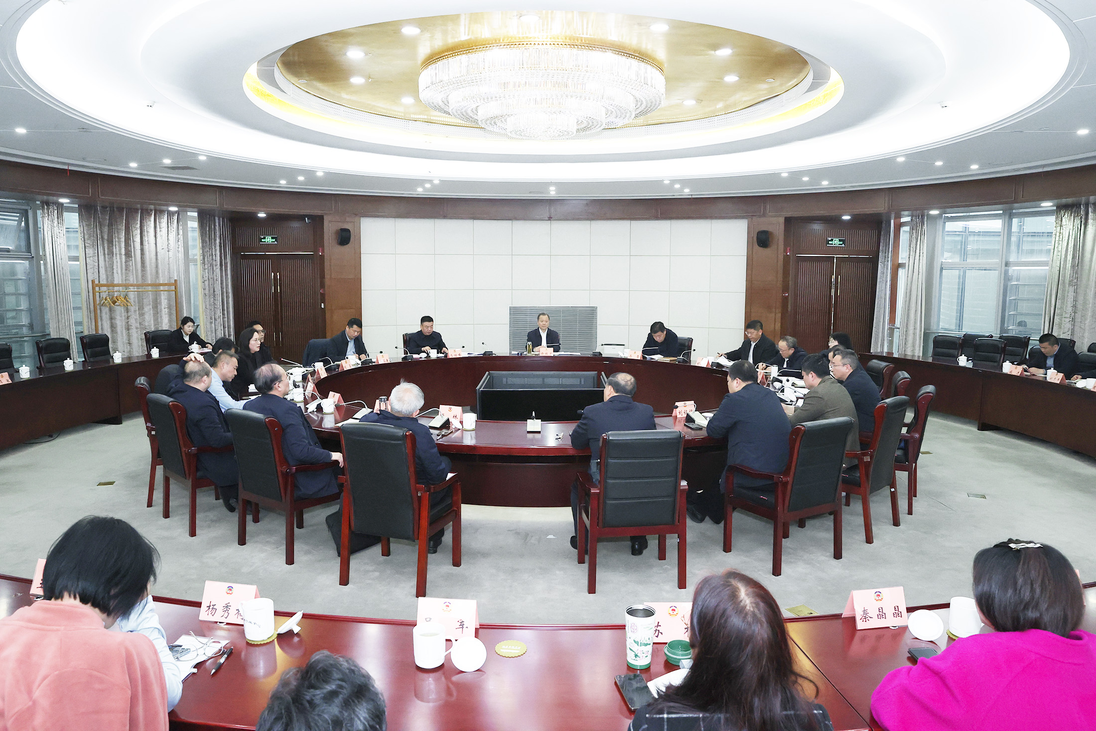 市政协召开“抢抓机遇，打造职工旅游消费热点城...