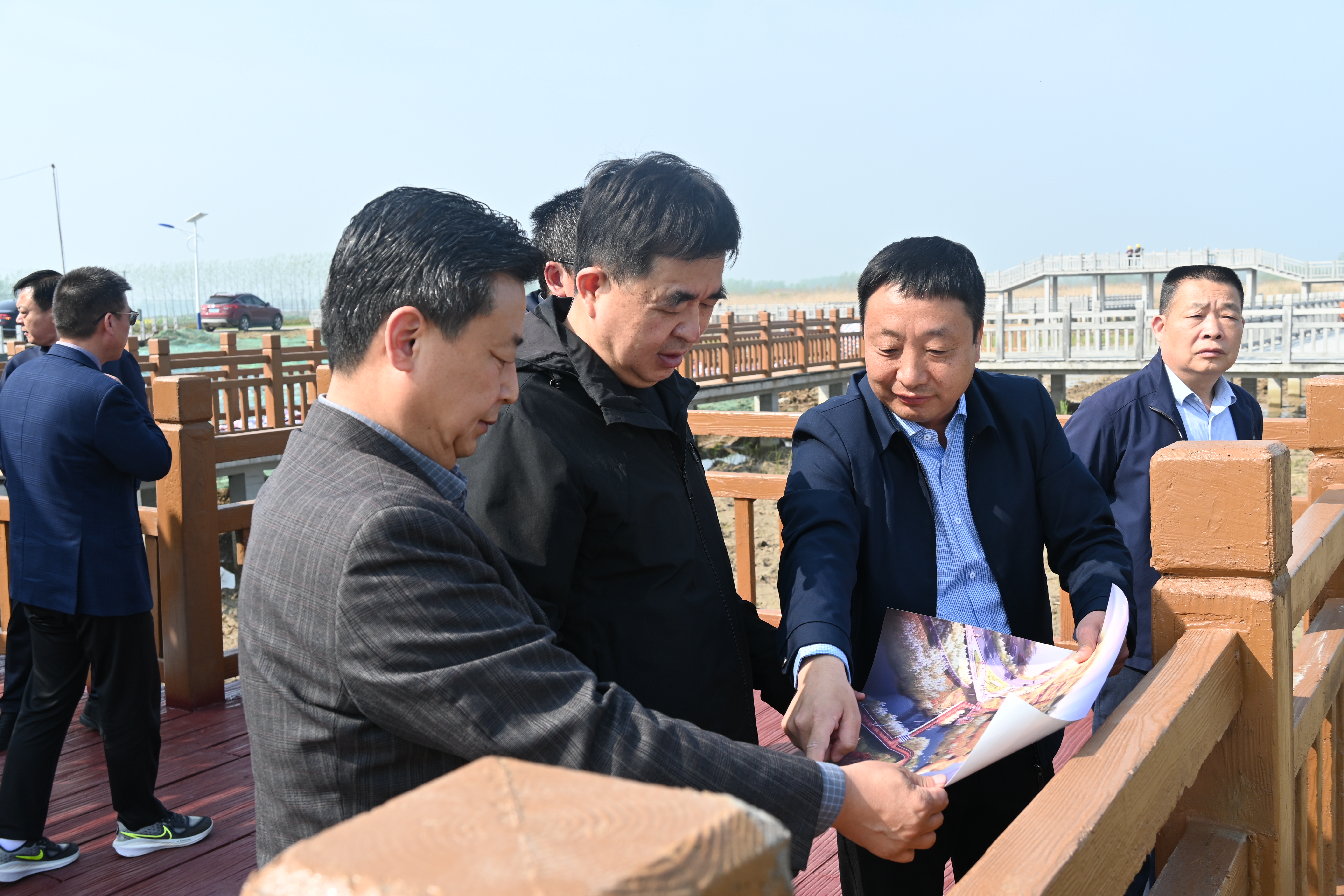 毕丰书一行先后来到盱眙马坝镇堆头,维桥河,高桥河入洪泽湖口,张庄