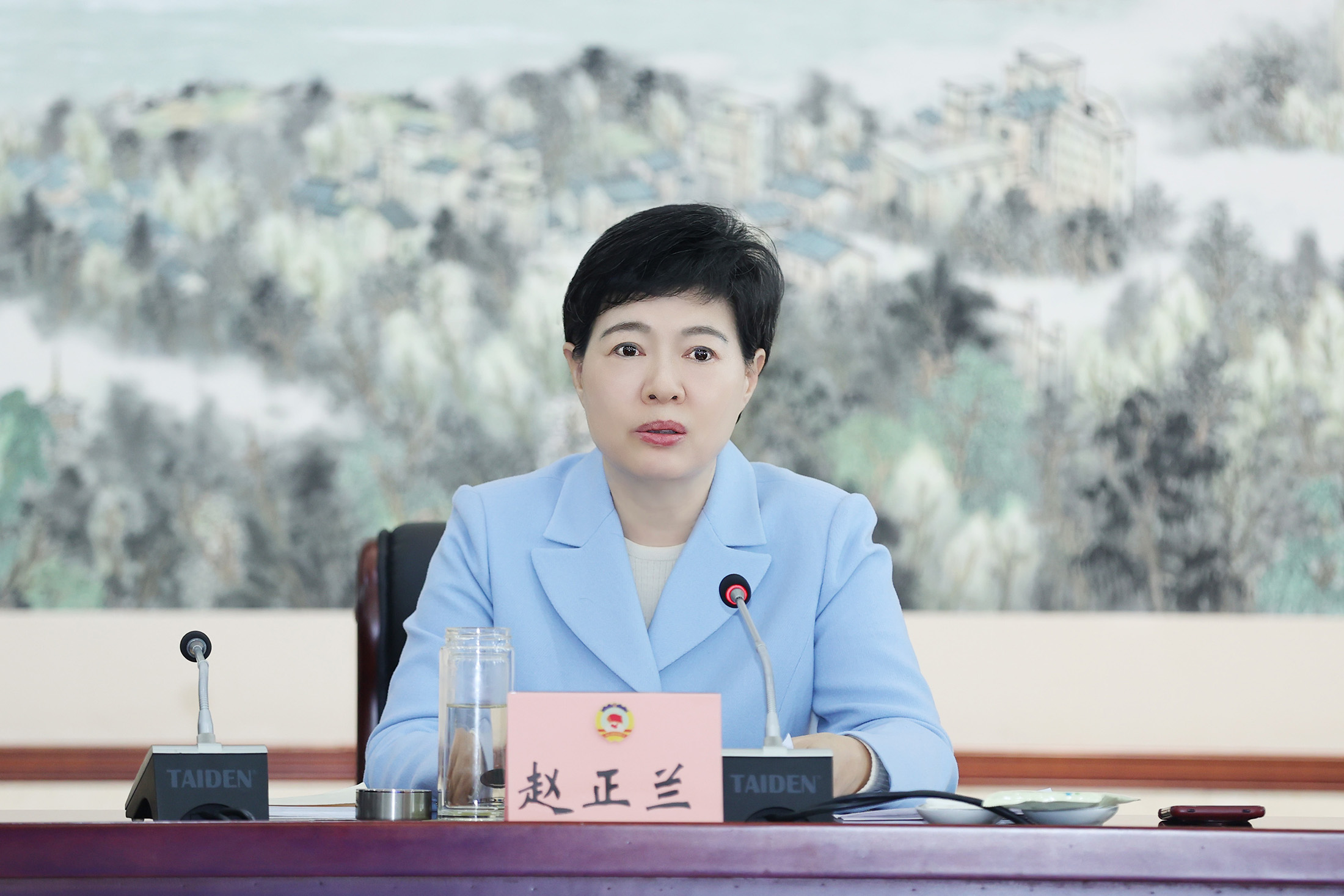 赵主席特写_副本2_副本3(小于10M).jpg 赵主席特写_副本2_副本3(小于10M).jpg