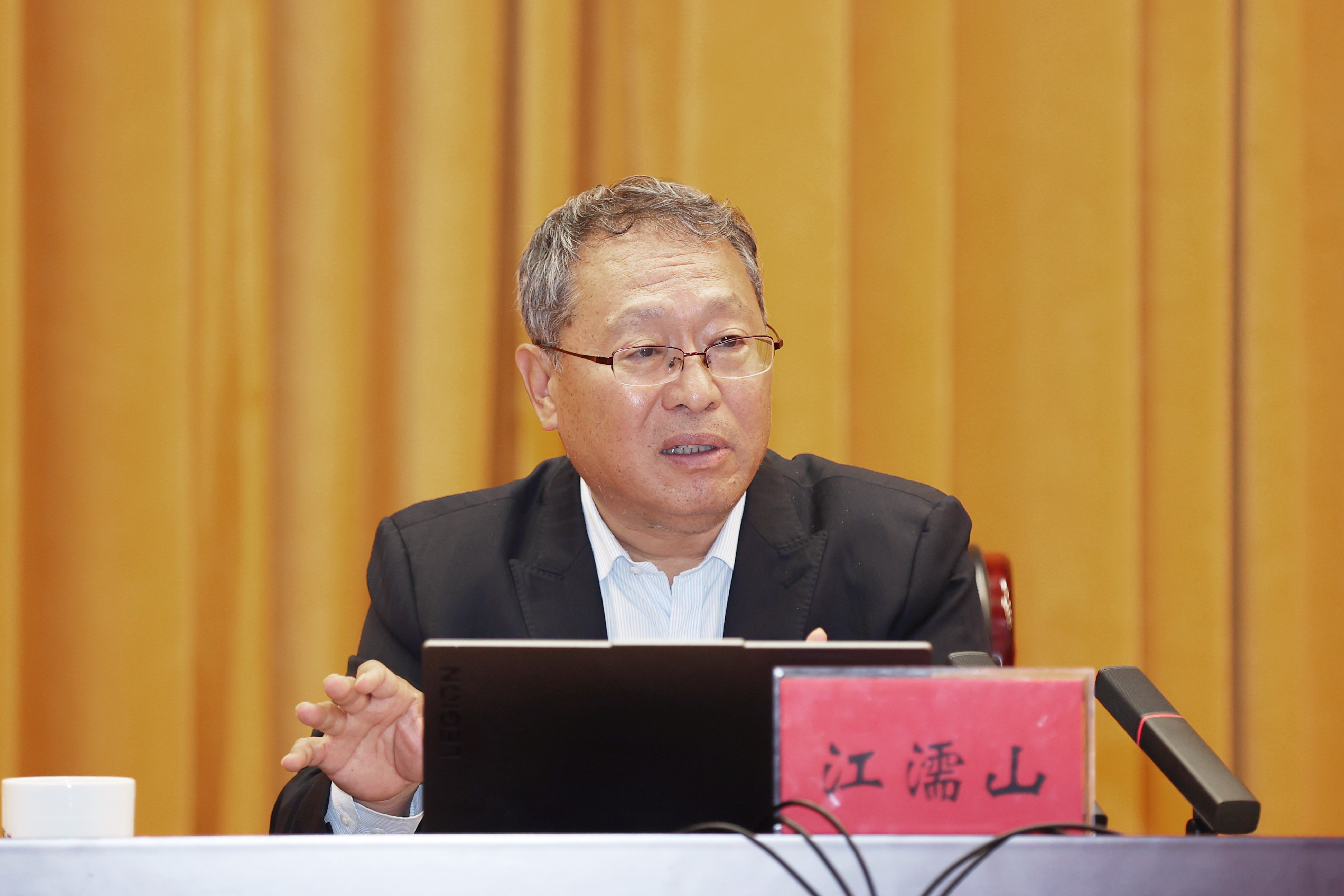 江儒山3.jpg 江儒山3.jpg