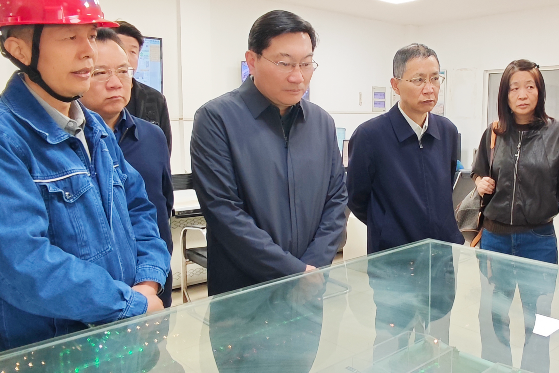 微信图片_20261022184451_26_48.png 微信图片_20261022184451_26_48.png